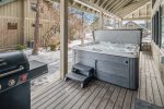 Private hot tub on deck gets drained and cleaned between every reservation
